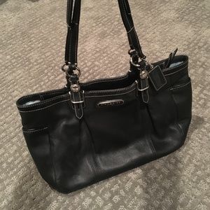 black coach bag - excellent condition